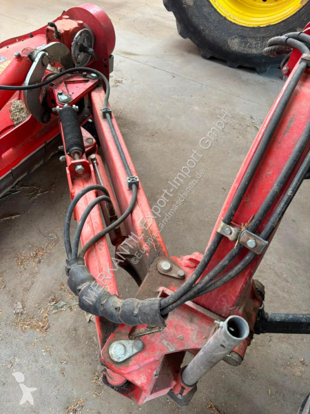 Zonas verdes jardins Kuhn 230