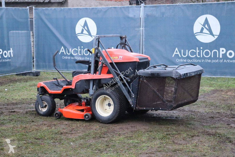Zonas verdes Kubota GZD21