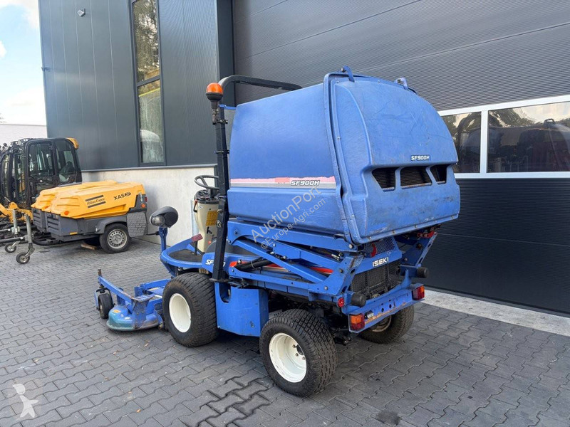 Zelené plochy Iseki SF310