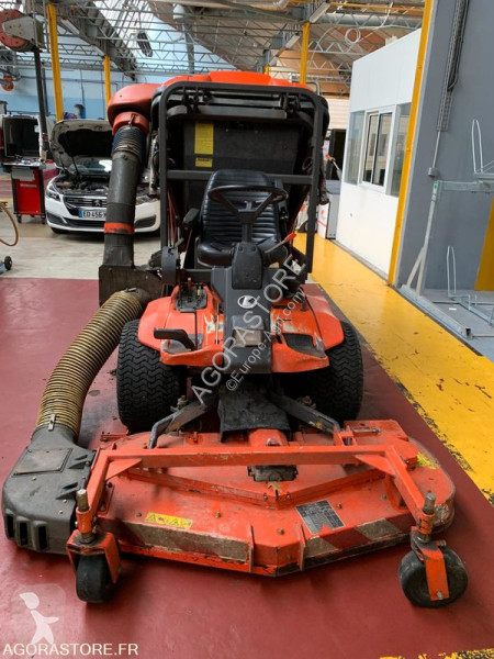 Spaţii verzi Kubota F2560