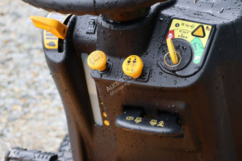 Zonas verdes Cub Cadet GT-1224 Hydrostatic