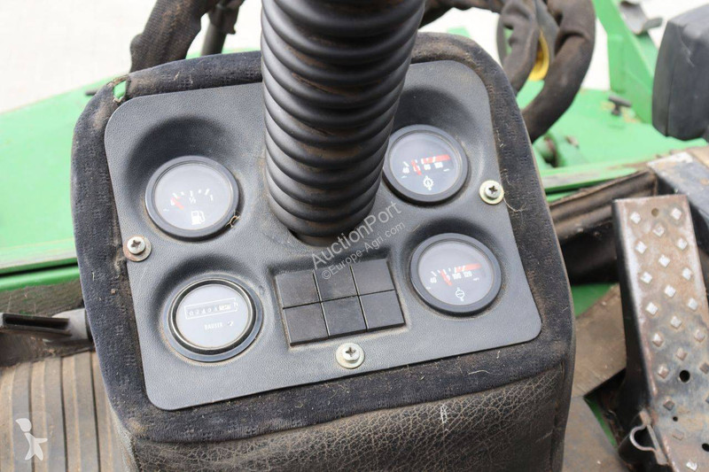 Zonas verdes John Deere 1515 S.II BM