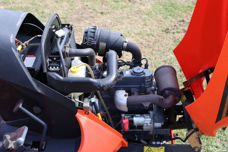 Zonas verdes Kubota GR2100-II