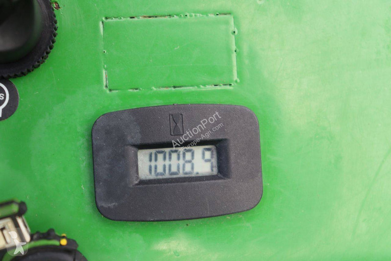 Zonas verdes John Deere ZTRAK 717E