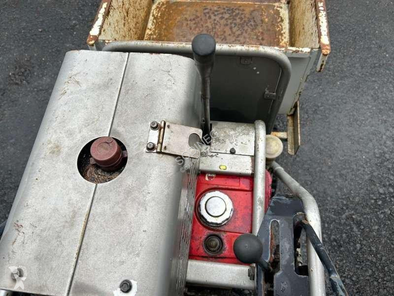 Grönområden   BROUETTE A MOTEUR