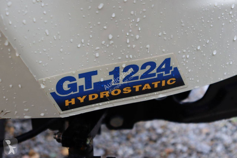 Zonas verdes Cub Cadet GT-1224 Hydrostatic
