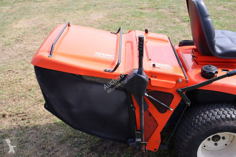 Zonas verdes Kubota GR2100-II
