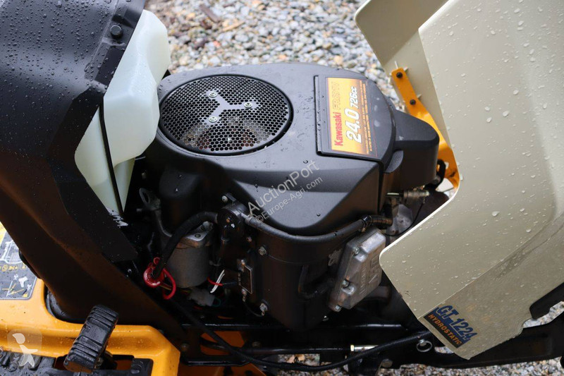 Zonas verdes Cub Cadet GT-1224 Hydrostatic