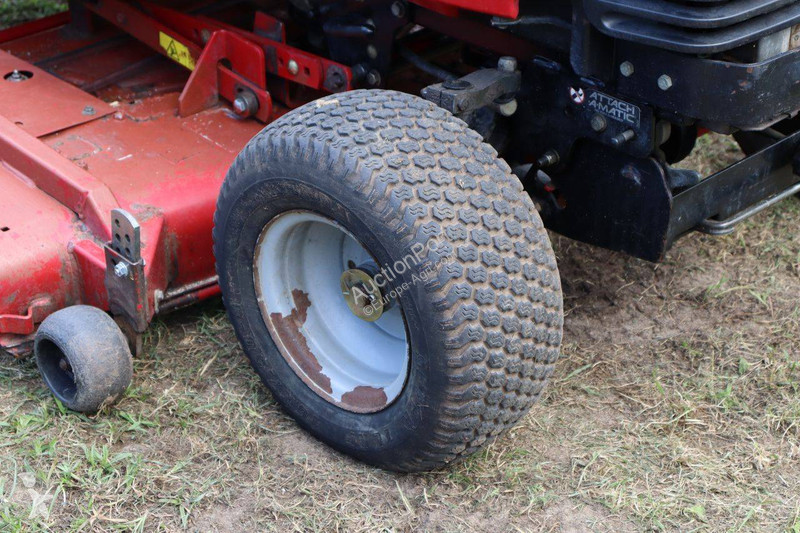 مساحات خضراء Toro 523DXI