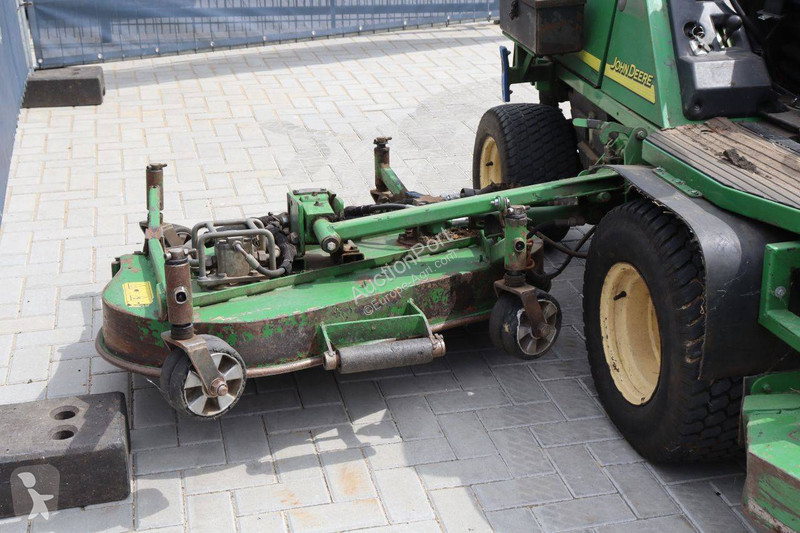Zonas verdes John Deere 1515 S.II BM