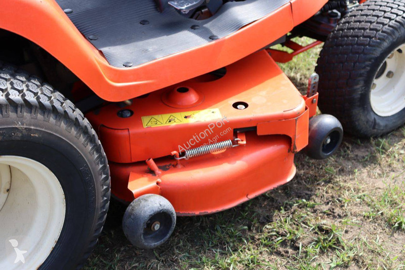 Zonas verdes Kubota GR2100-II