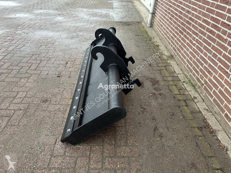 مساحات خضراء  Racleur à fumier