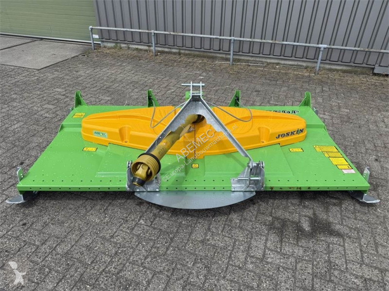 Zonas verdes jardins Joskin TR 270 C3