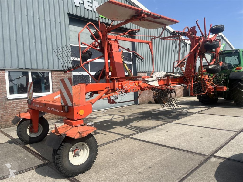 Zonas verdes Kuhn 7302 DL