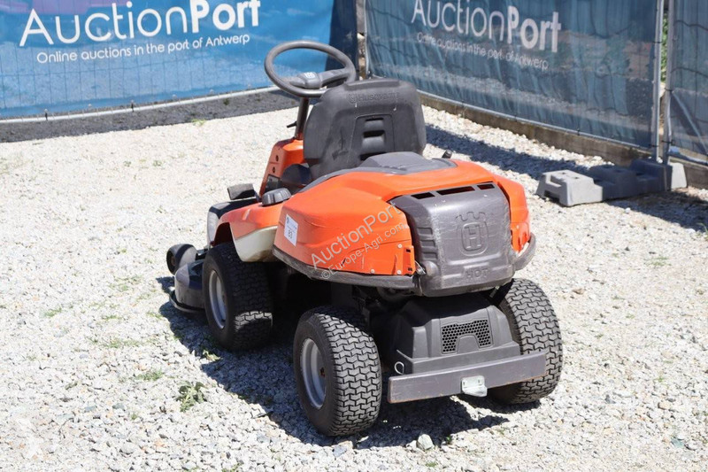 Espaces verts Husqvarna R214TC