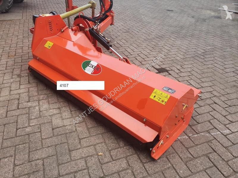 AGF 200 Verstekklepelmaaier landscaping equipment