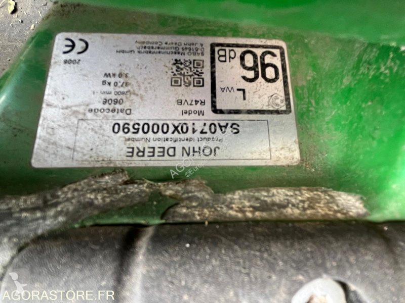 Zonas verdes John Deere R47VB