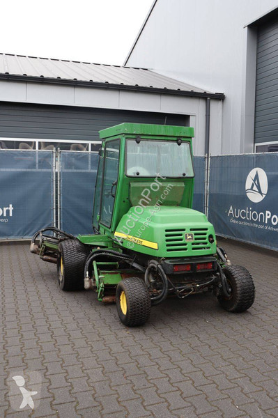 Zonas verdes John Deere Mower