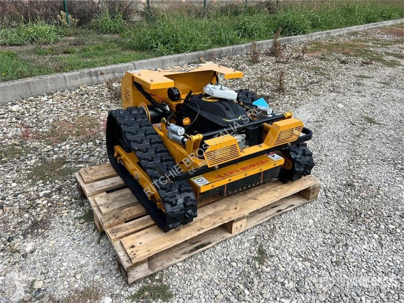 Zonas verdes jardins  Velon AT-1000 Lawn Mower...