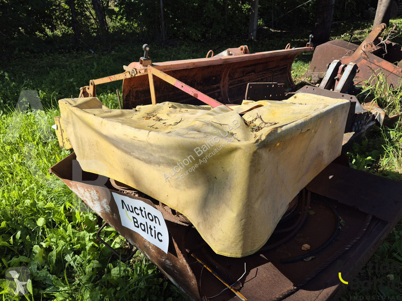Landscaping equipment