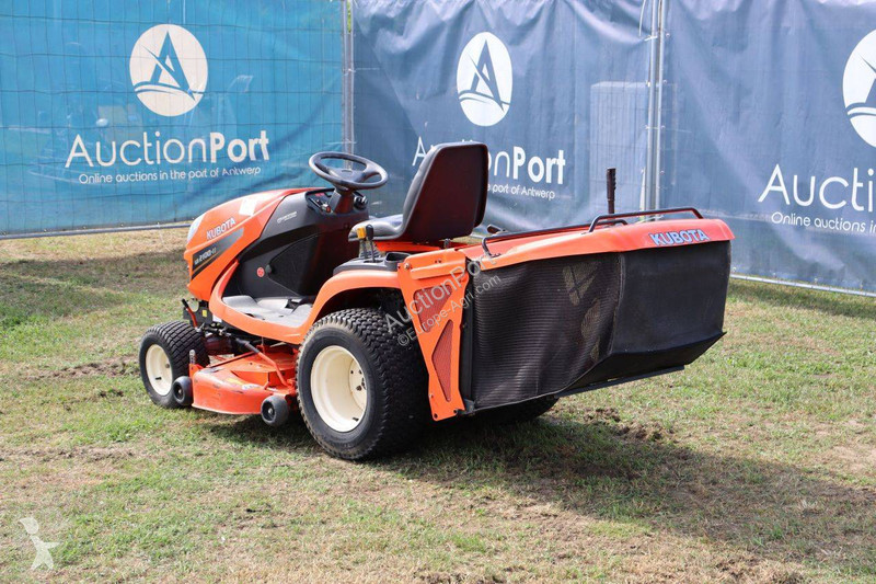 Zonas verdes Kubota GR2100-II