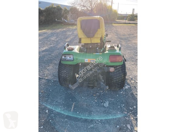 Espaces verts John Deere X740