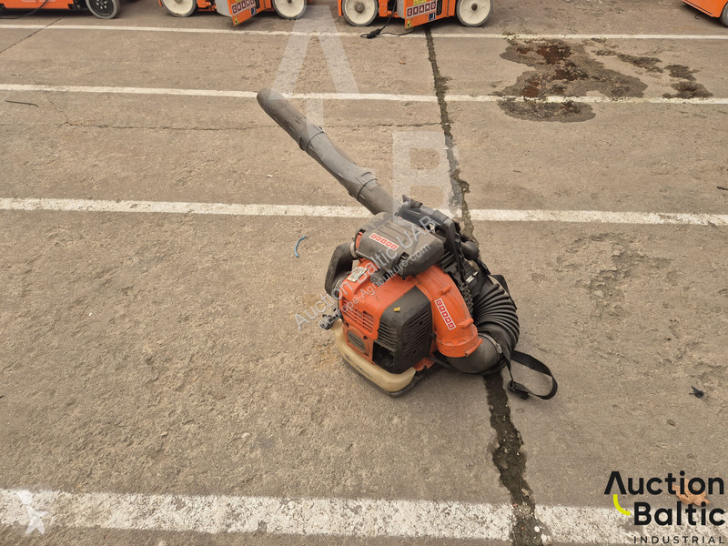 Zelené plochy Husqvarna 570BTS