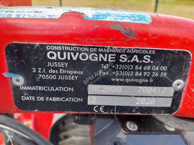 Zonas verdes jardins Quivogne