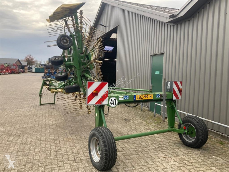 Krone 1201 hark haymaking