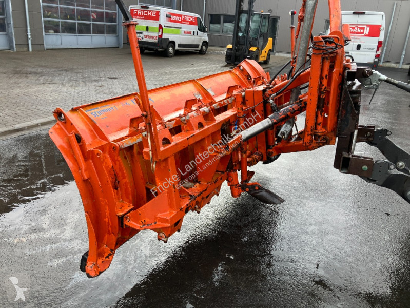 Utrustning   Mehrscharfederpflug MF 3.3