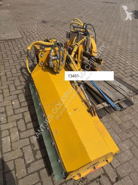 Faucheuse d'accotement landscaping equipment
