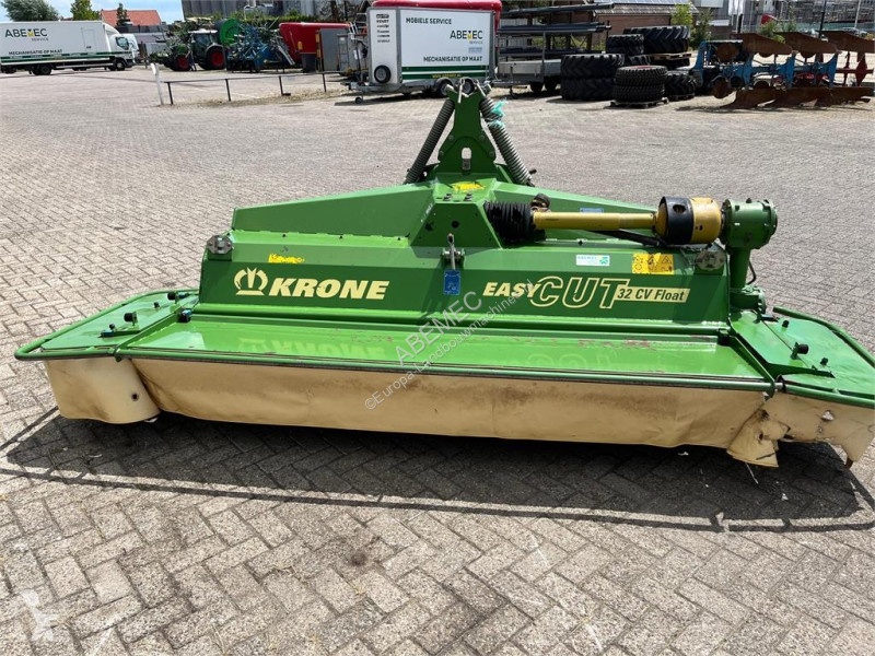Zonas verdes jardins Krone EC 320 CV Float