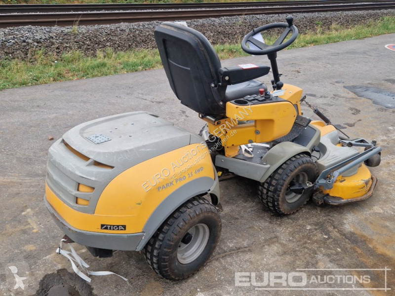 مساحات خضراء Stiga PARK PRO 25