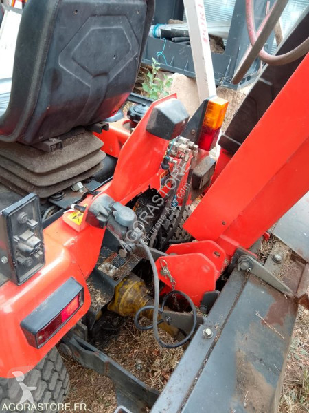 Grönområden Kubota B2200 2 roues motrices