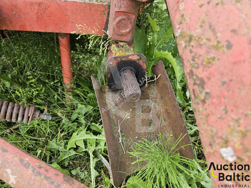 Landscaping equipment