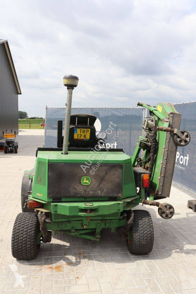Zonas verdes John Deere 1515 S.II BM