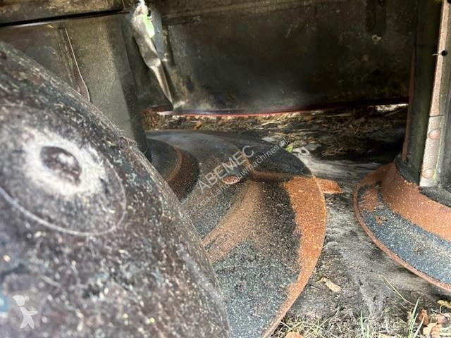 Догляд за садом і городом Kuhn PZ 312 F