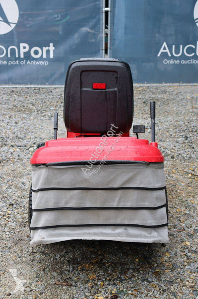 Espaces verts Honda HF 2317
