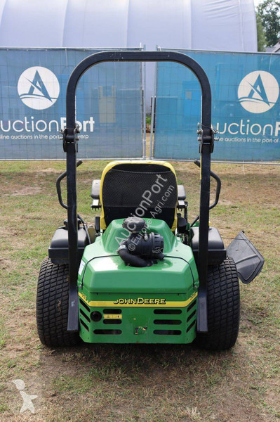 Zonas verdes John Deere ZTRAK 717E