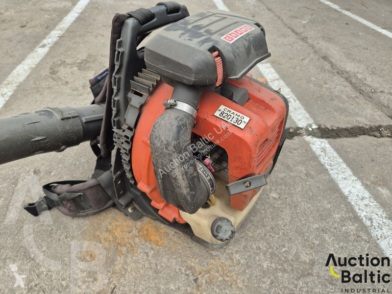 Zelené plochy Husqvarna 570BTS