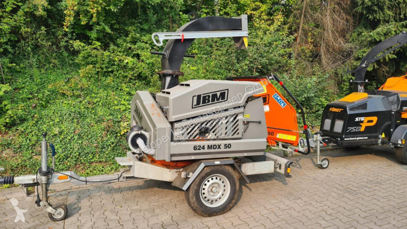 Zonas verdes jardins Jensen  JBM 624 MDX 50 PS...
