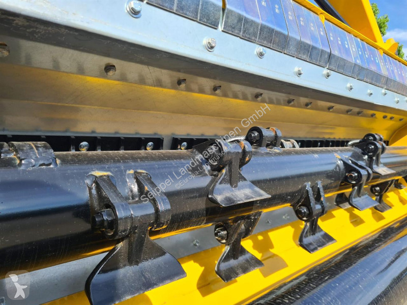 Espaces verts Muthing  MU-H/S 180 HECK- UND...