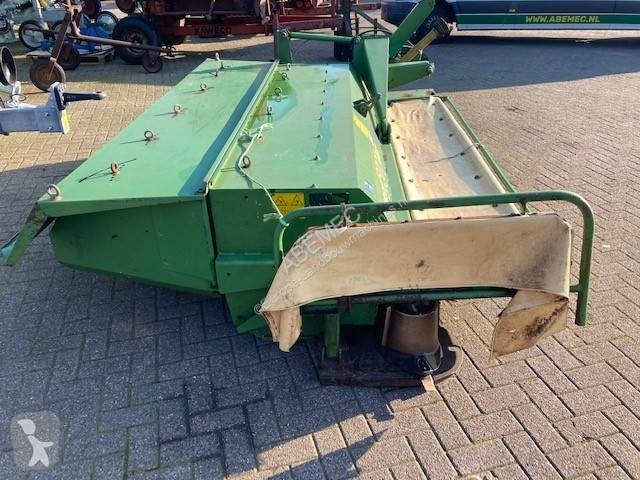 Zonas verdes Krone EC 320 CV