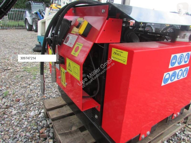 Spaţii verzi  Red 2000 Brecheranlage mit...