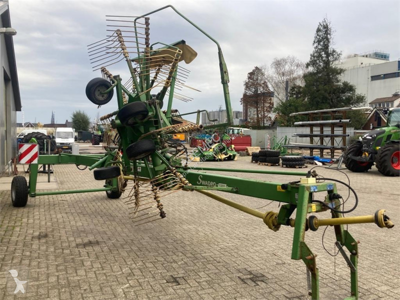 Krone 1201 hark haymaking