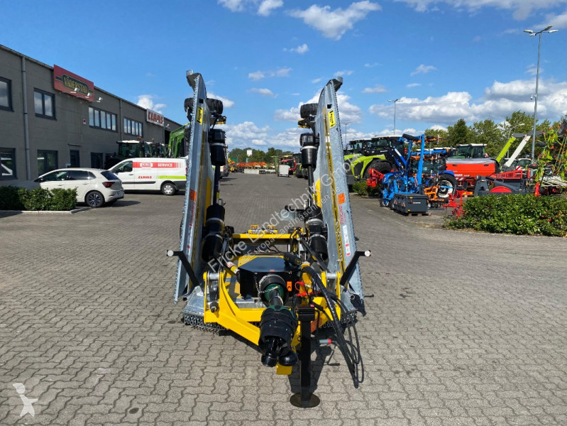 Grönområden Bednar-Strom  Mulcher MM 7000