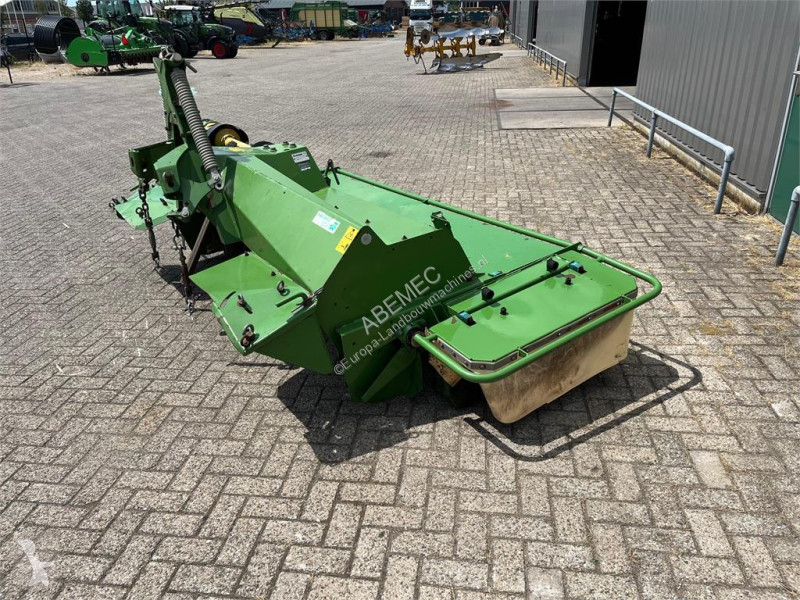 Zonas verdes jardins Krone EC 320 CV Float
