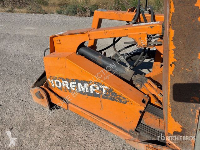 Espaces verts Noremat  LP Sprinta 1600