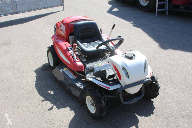 RM981 landscaping equipment