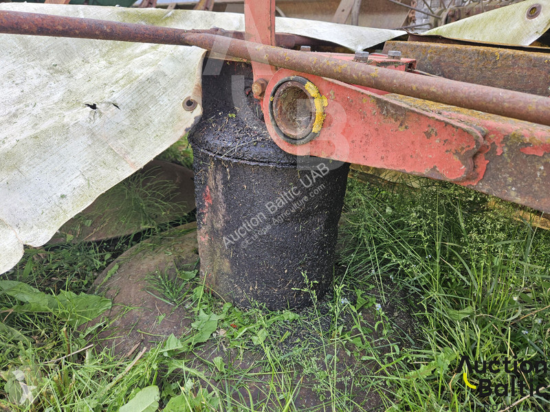 Landscaping equipment